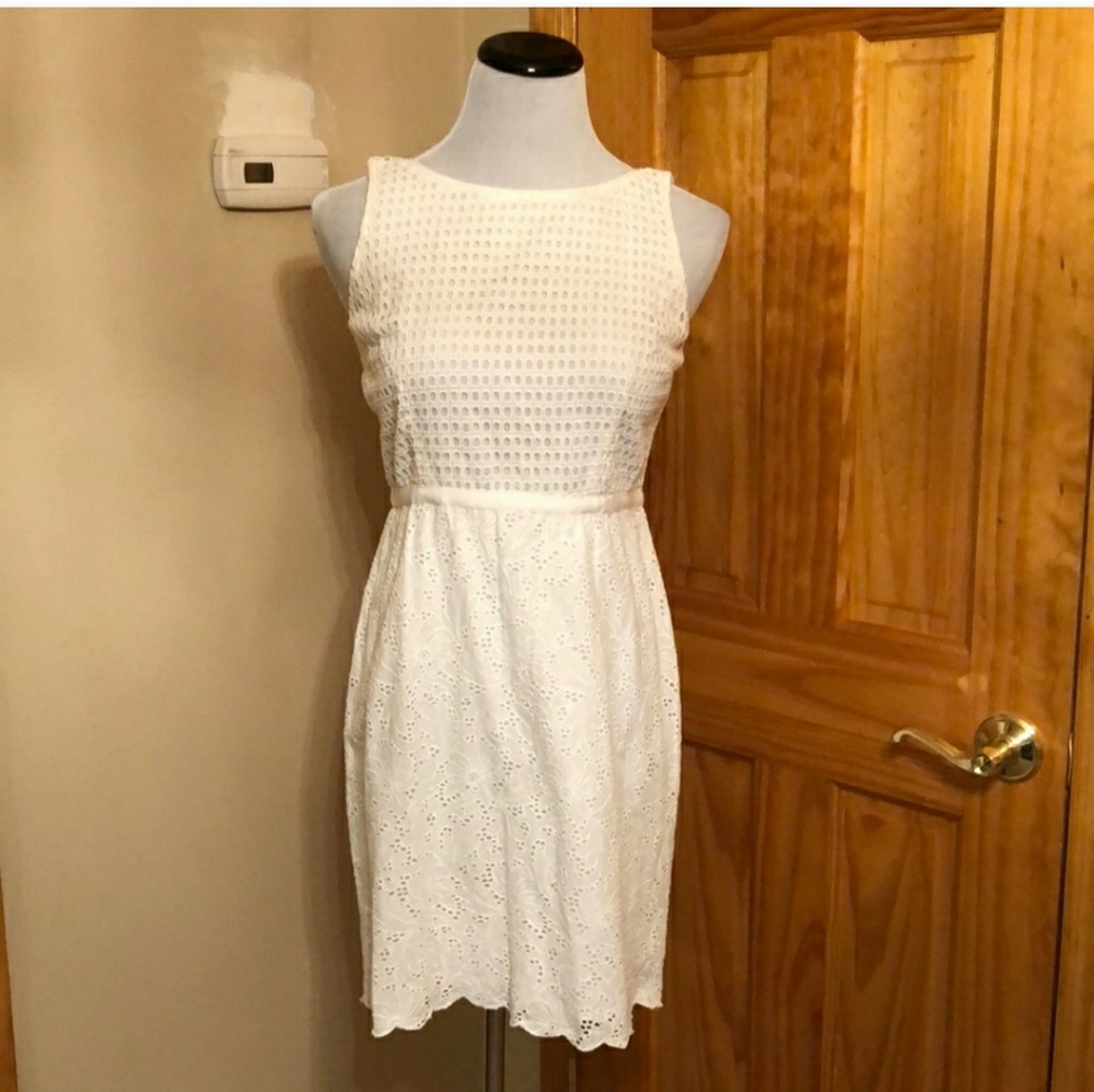 Ann Taylor Loft White Eyelet Dress sz 6P